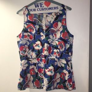 Never worn JCrew top. 55% Linen, 45% Cotton